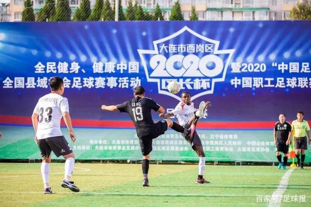 哈兰德追逐希勒：英超射手榜传奇之争